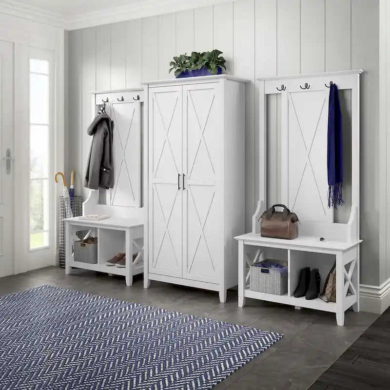 Armoire de rangement haute avec portes et étagères