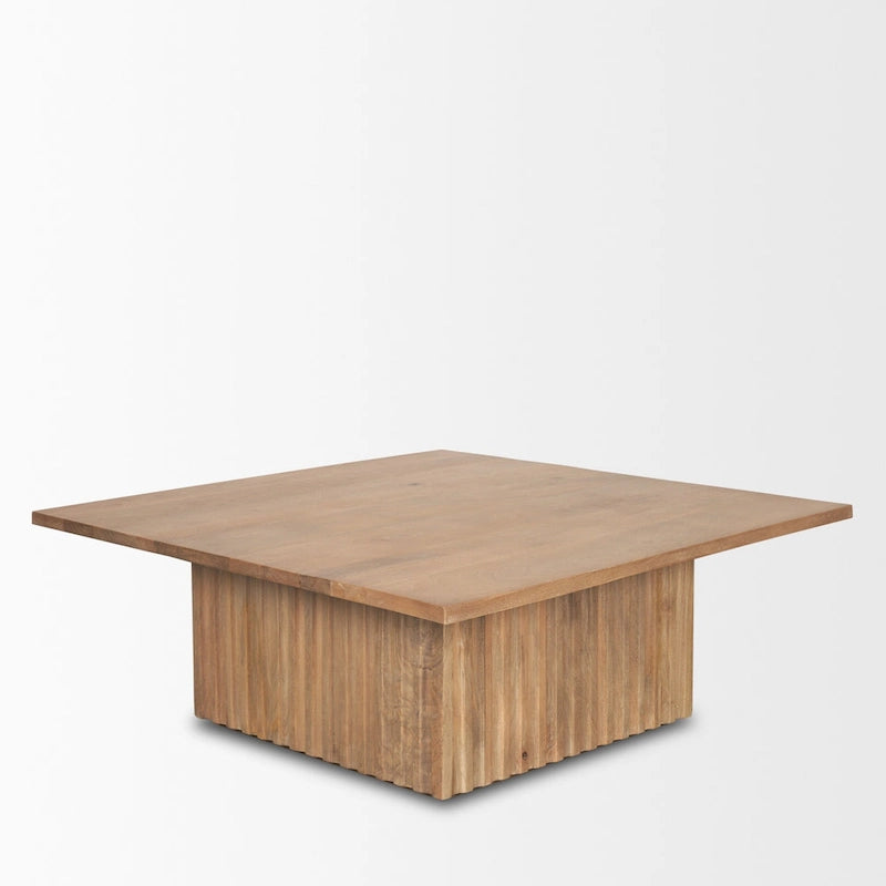Table basse carrée June en bois marron clair cannelé