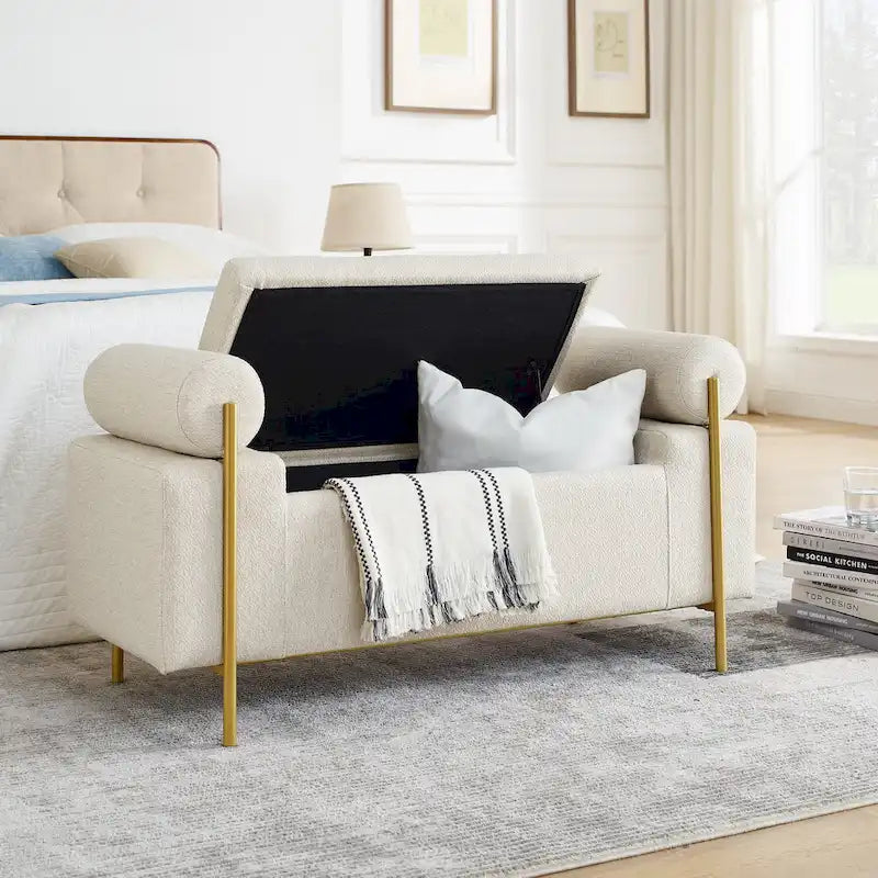 Banc de rangement capitonné en lin avec accoudoirs cylindriques et pieds en fer