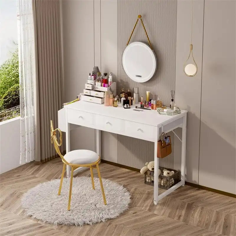 Petit bureau d'ordinateur blanc avec tiroirs en tissu
